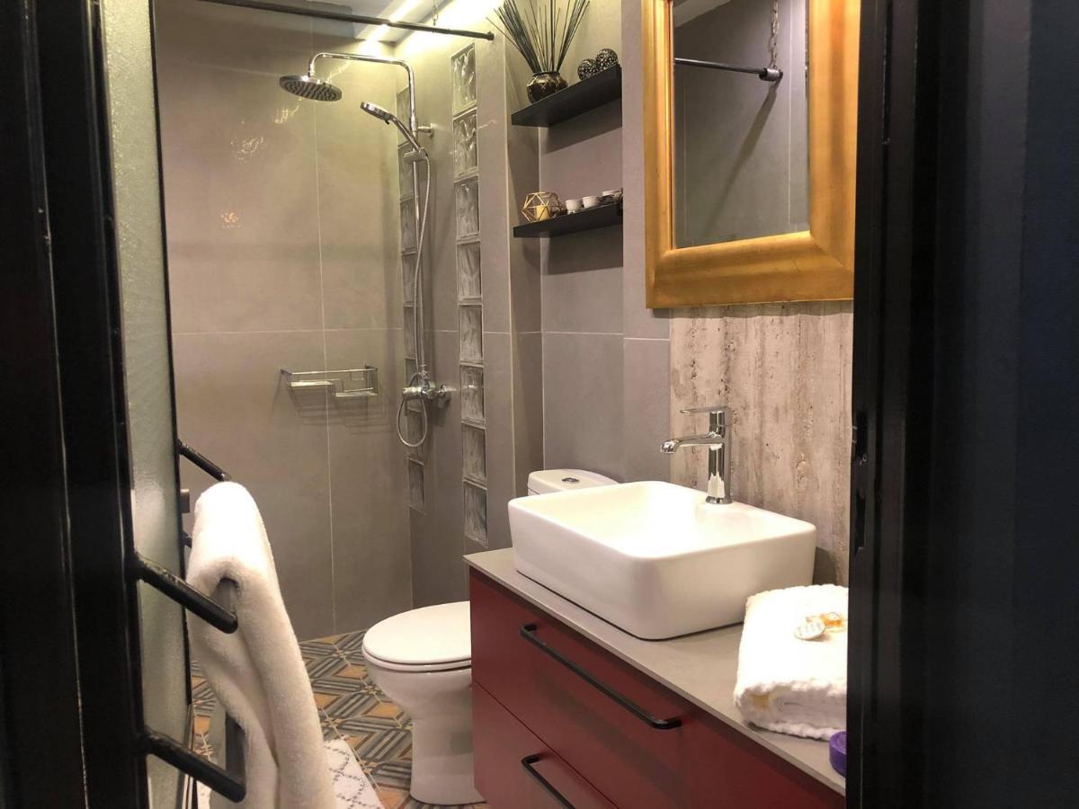 Amazing Semi-Basement Art Apartment Easy Walk To Nafplio Centre Екстер'єр фото