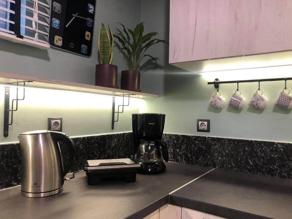 Amazing Semi-Basement Art Apartment Easy Walk To Nafplio Centre Екстер'єр фото